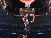 IM竞技-欧冠决赛焦点战启示录，从老鹰击溃深圳队看竞技体育的战术进化与精神传承