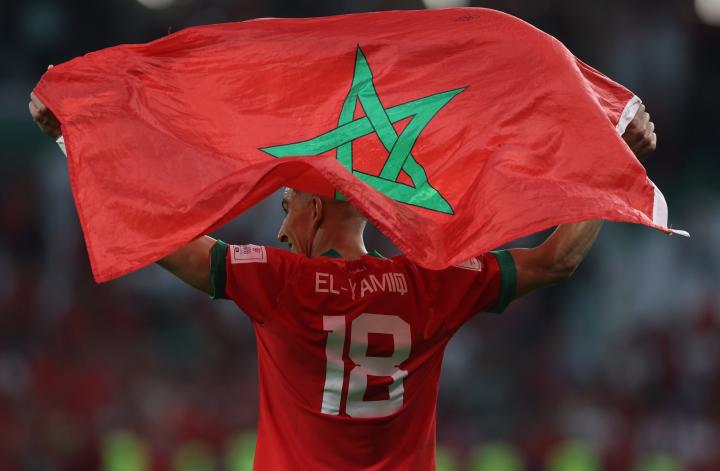 包含瑞士队员意志激昂，大能战术布置带来奇迹逆转！的词条