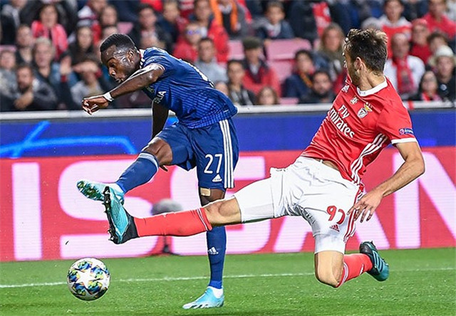 关于里昂连胜收官，结束比赛阶段强势的信息