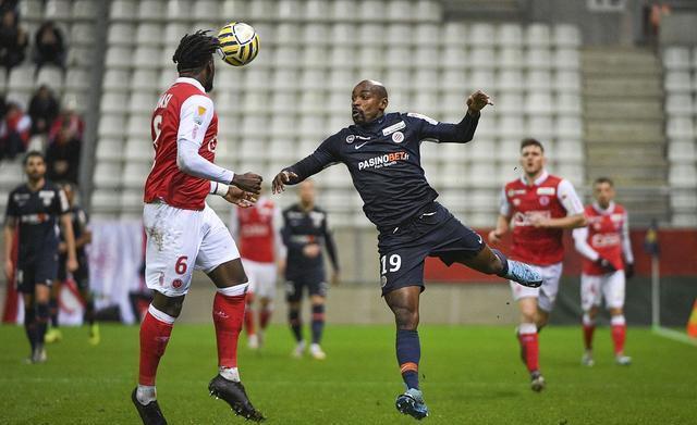 里昂客场不敌兰斯，遭遇两连败