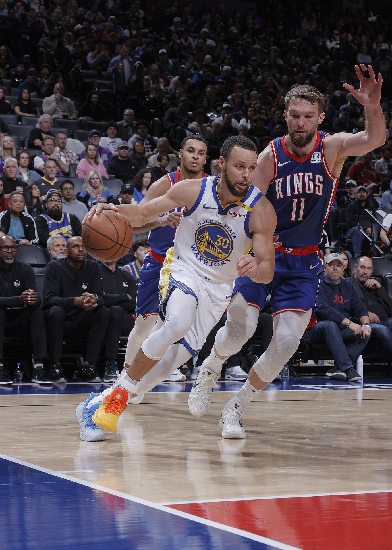 包含顶尖球员特写:勇士队掌控比赛打破记录连胜创历史的词条 包含顶尖球员特写:勇士队掌控比赛打破记录连胜创历史的词条