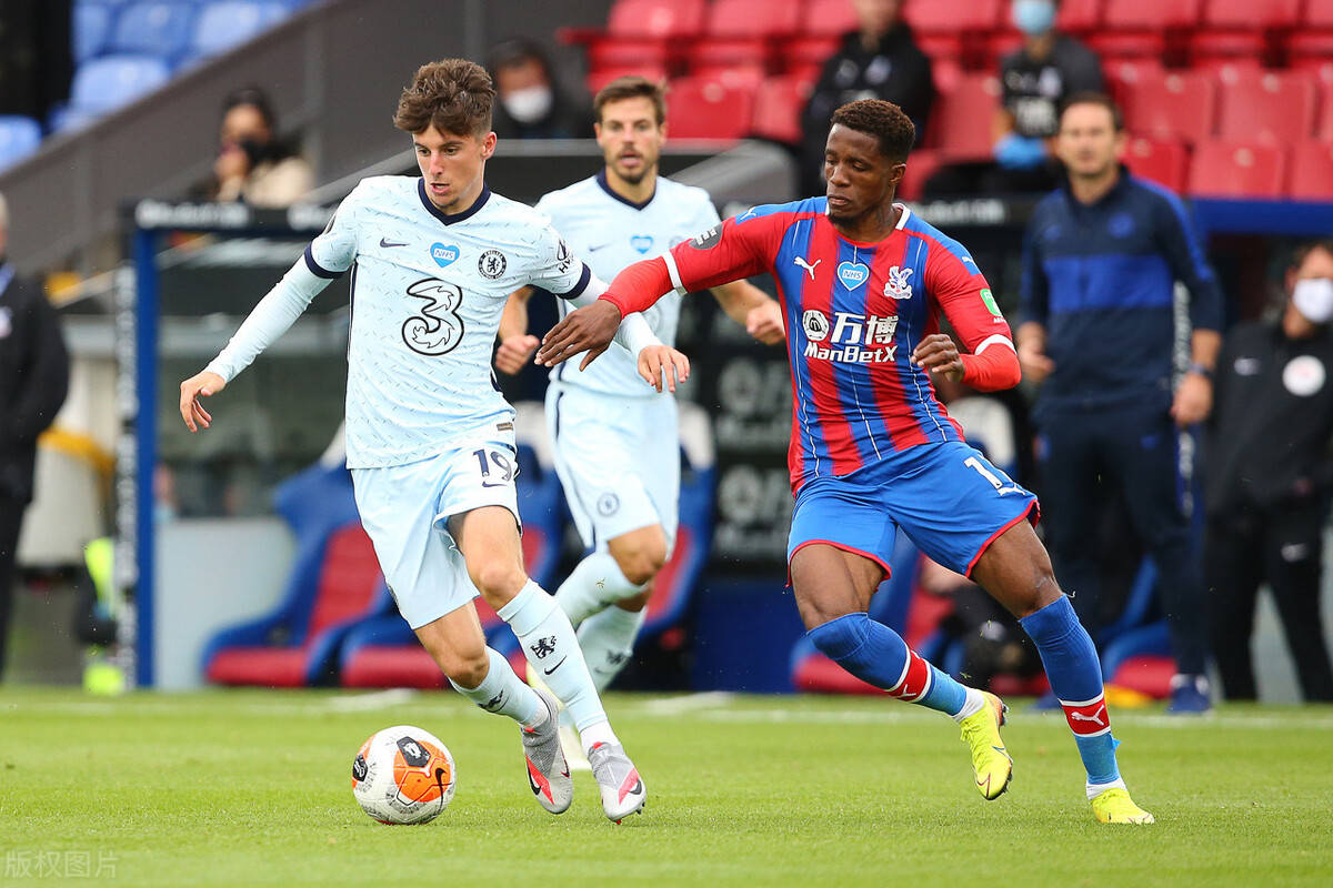 关于水晶宫逼和阿斯顿维拉，英超积分赛白热化的信息