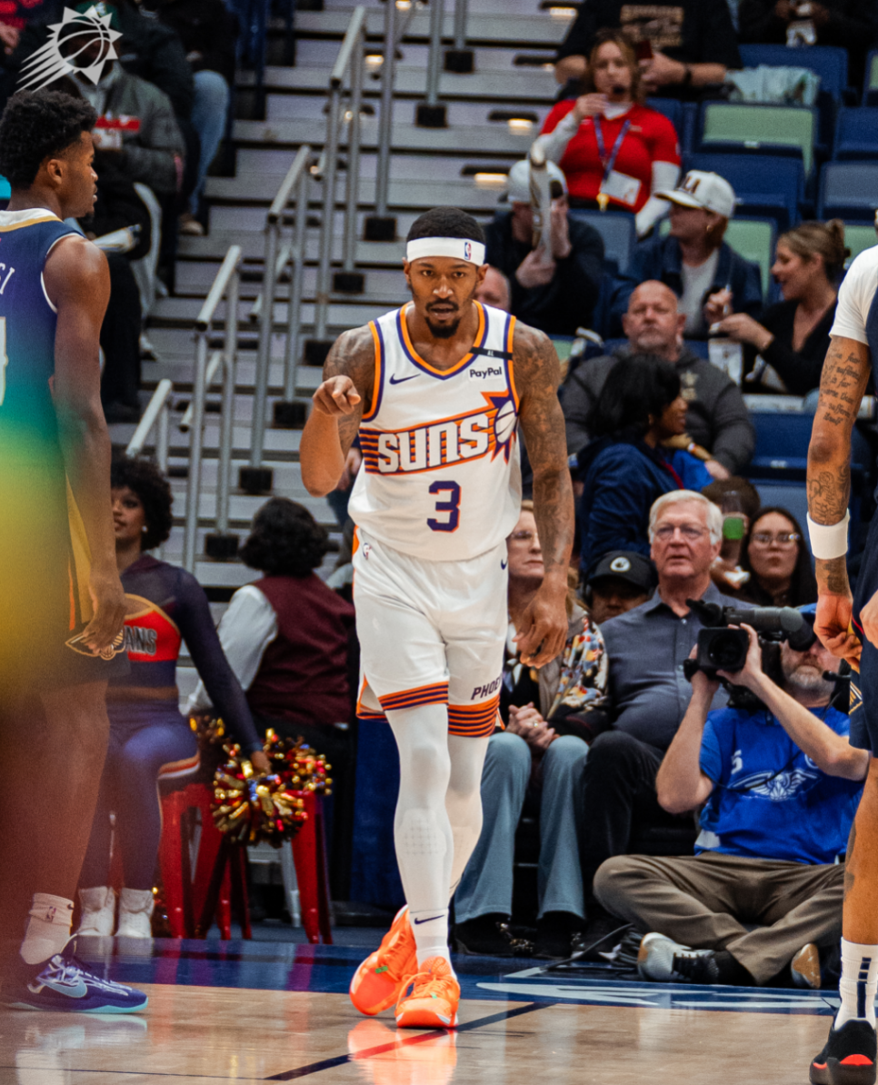 包含人后卫全面发挥反扑鹈鹕首次战胜的词条