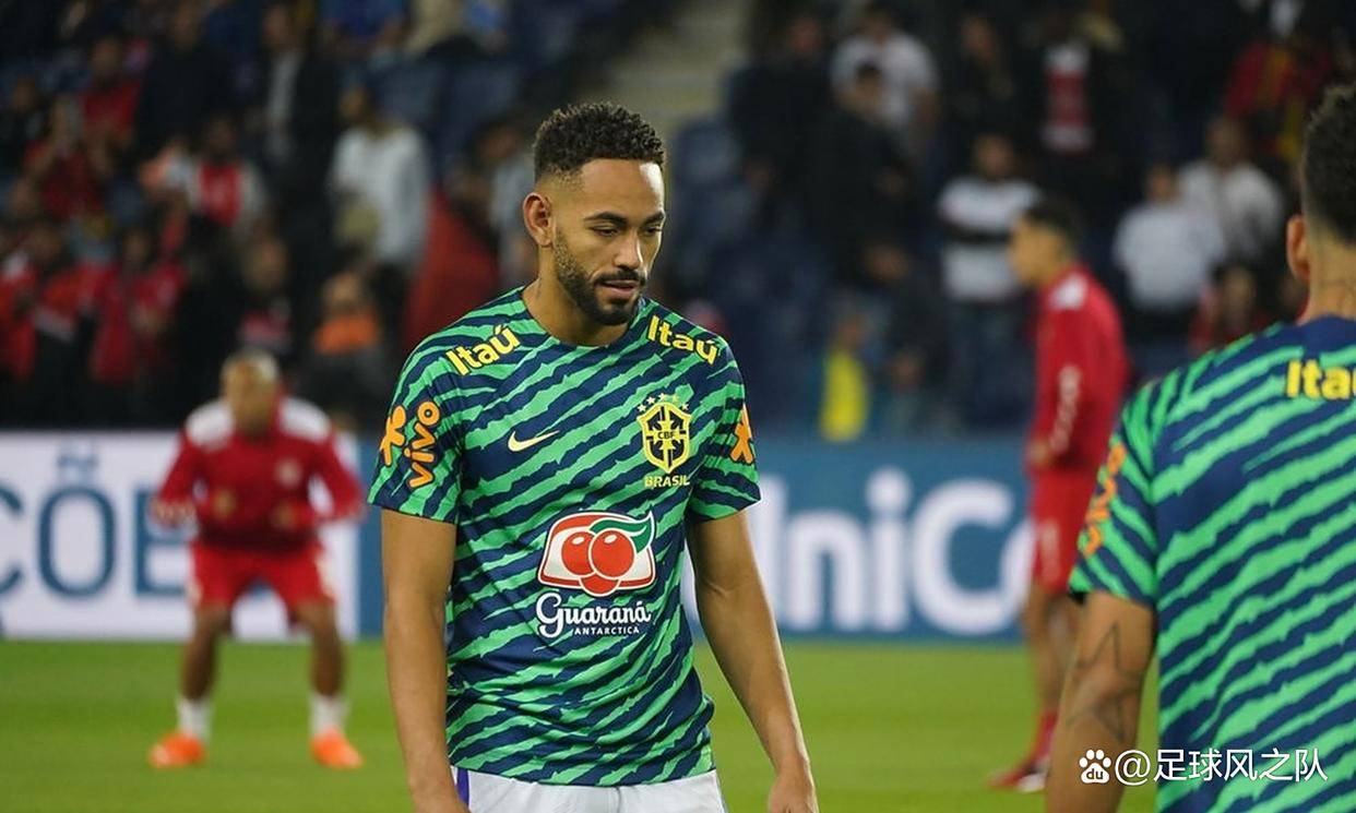 利兹联中场核心遭停赛，球队实力受损