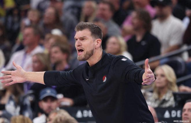 开拓者主帅高度赞扬球员拼搏精神